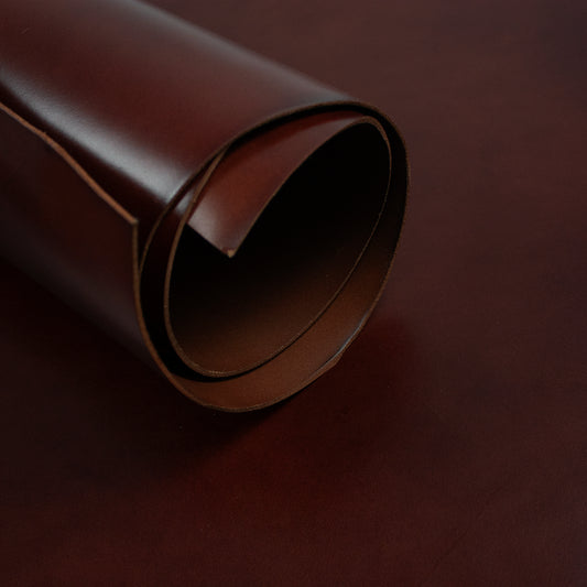 Trozo de piel vaquetilla marron envejecido