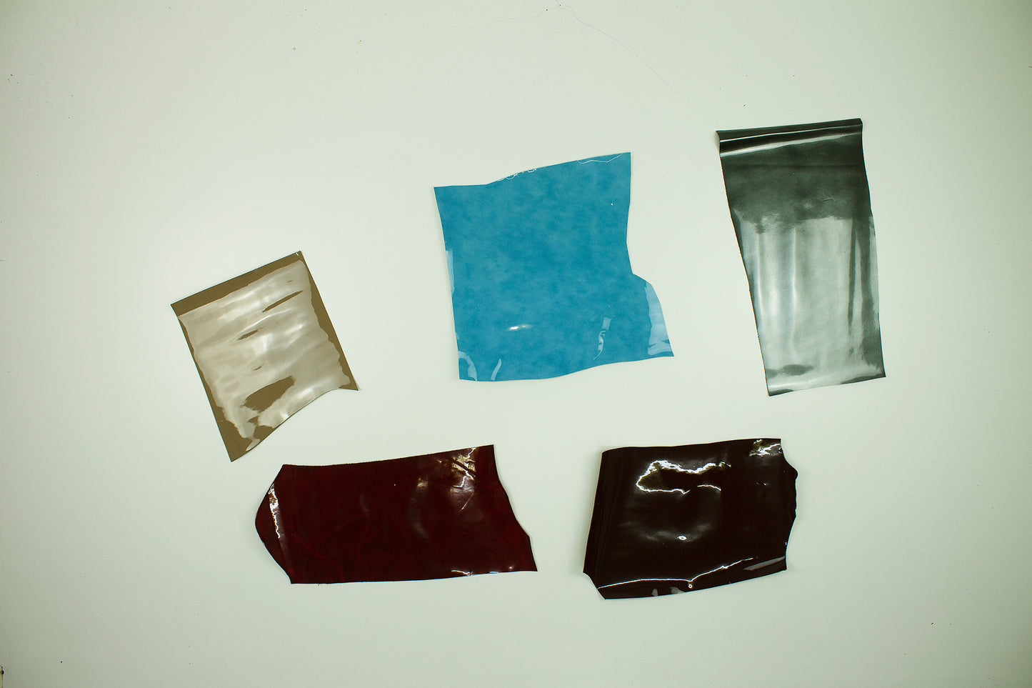 Lot 5 pieces of patent leather various colors
