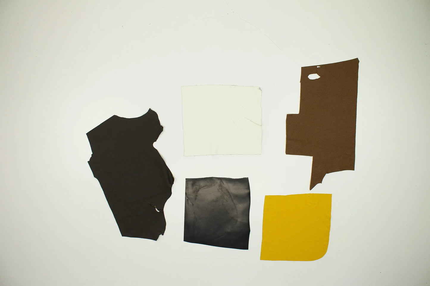 Lote 5 trozos de vacuno varios colores - La Tendeta del Cuero