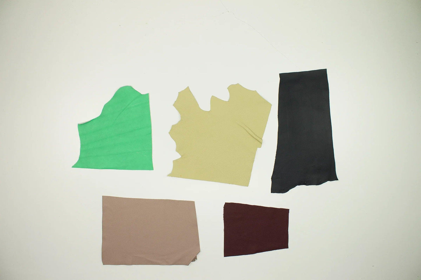 Lote 5 trozos de vacuno varios colores - La Tendeta del Cuero