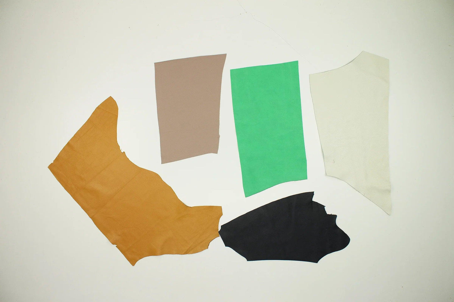 Lote 5 trozos de vacuno varios colores - La Tendeta del Cuero