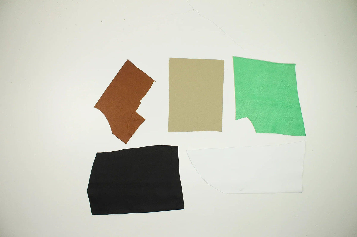 Lote 5 trozos de vacuno varios colores - La Tendeta del Cuero
