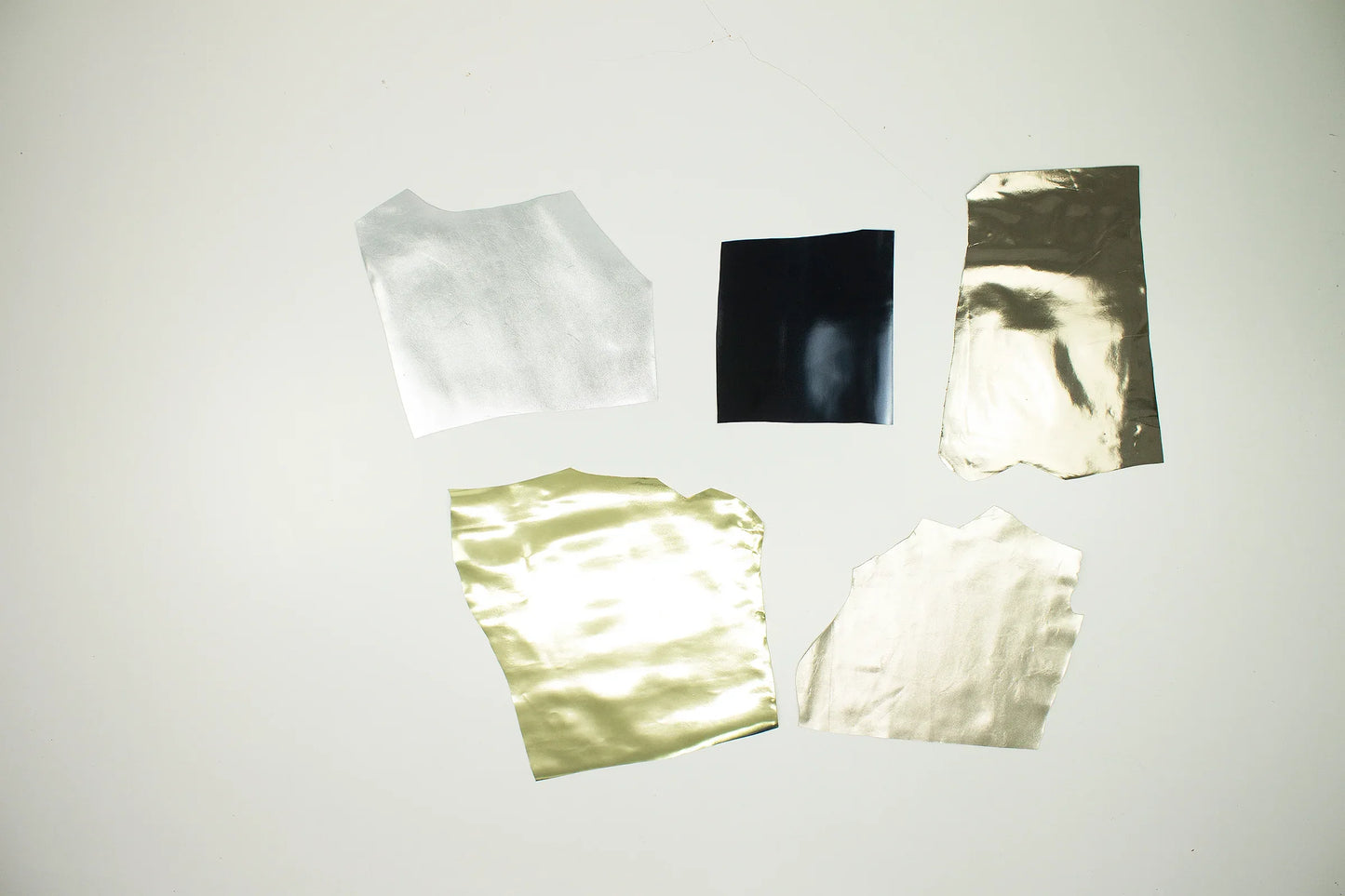 Lote 5 trozos de laminado varios colores - La Tendeta del Cuero