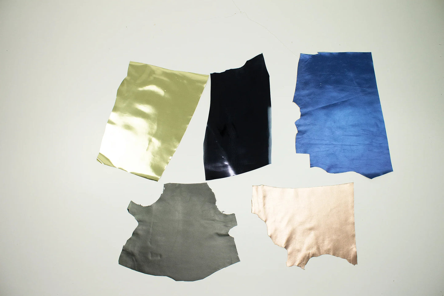 Lote 5 trozos de laminado varios colores - La Tendeta del Cuero