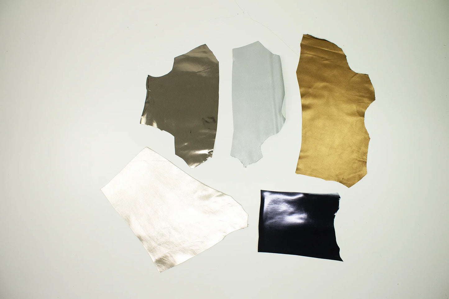 Lote 5 trozos de laminado varios colores - La Tendeta del Cuero