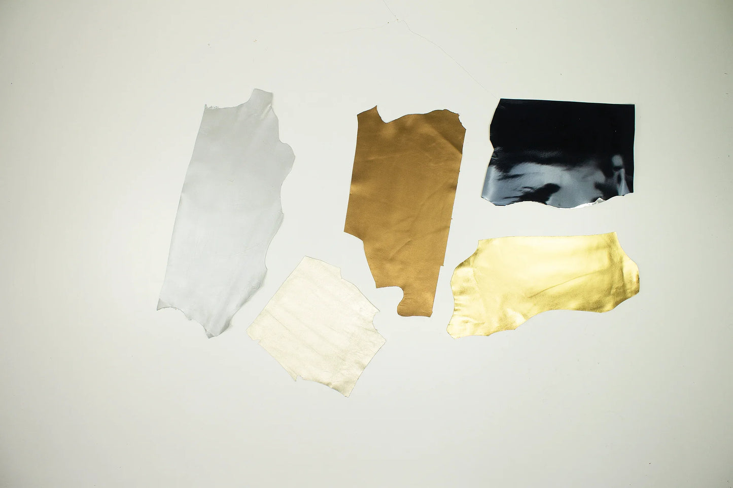 Lote 5 trozos de laminado varios colores - La Tendeta del Cuero