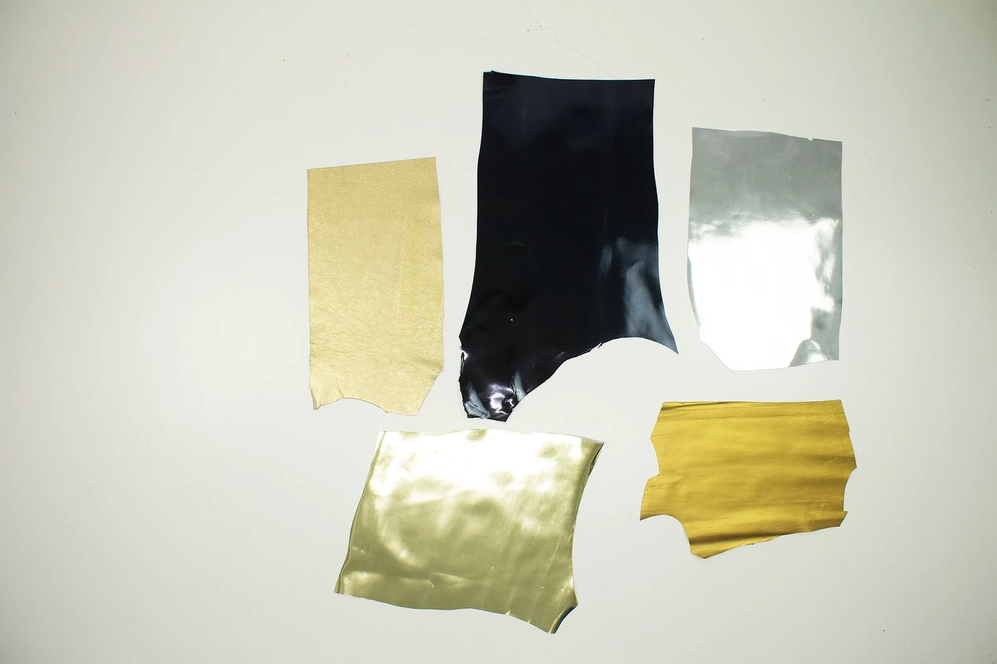 Lote 5 trozos de laminado varios colores - La Tendeta del Cuero