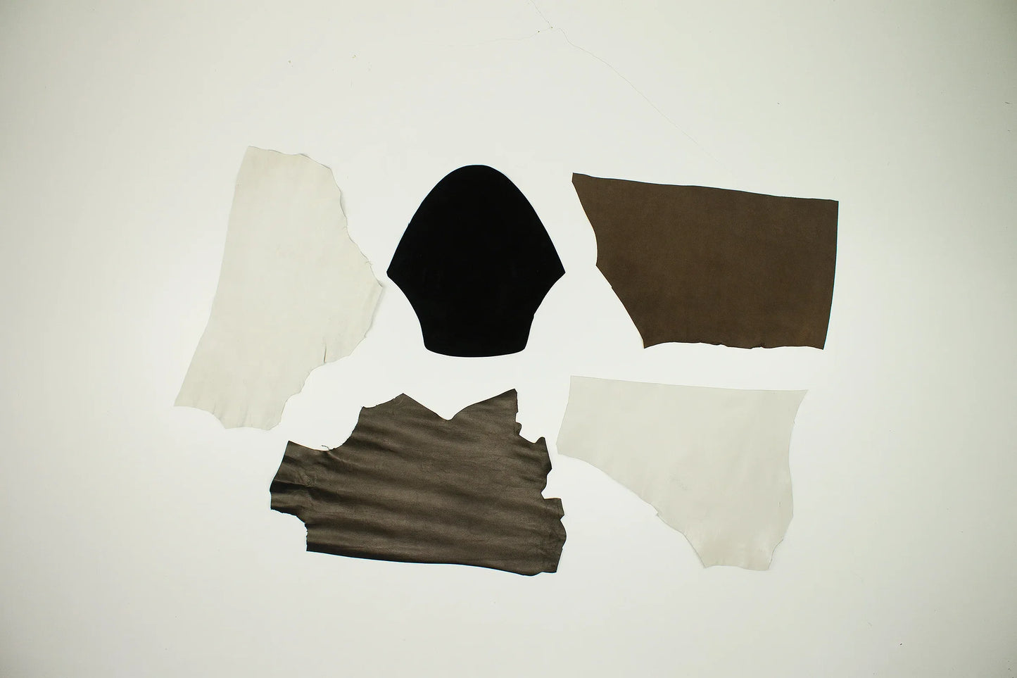 Lote 5 trozos de piel fina varios colores - La Tendeta del Cuero