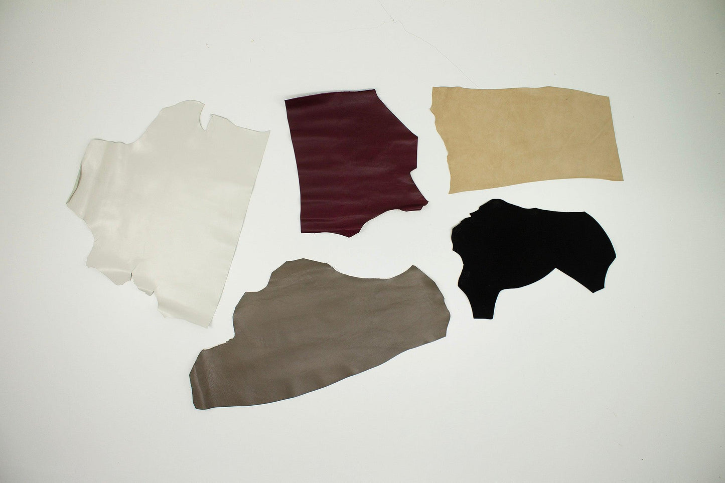Lote 5 trozos de piel fina varios colores
