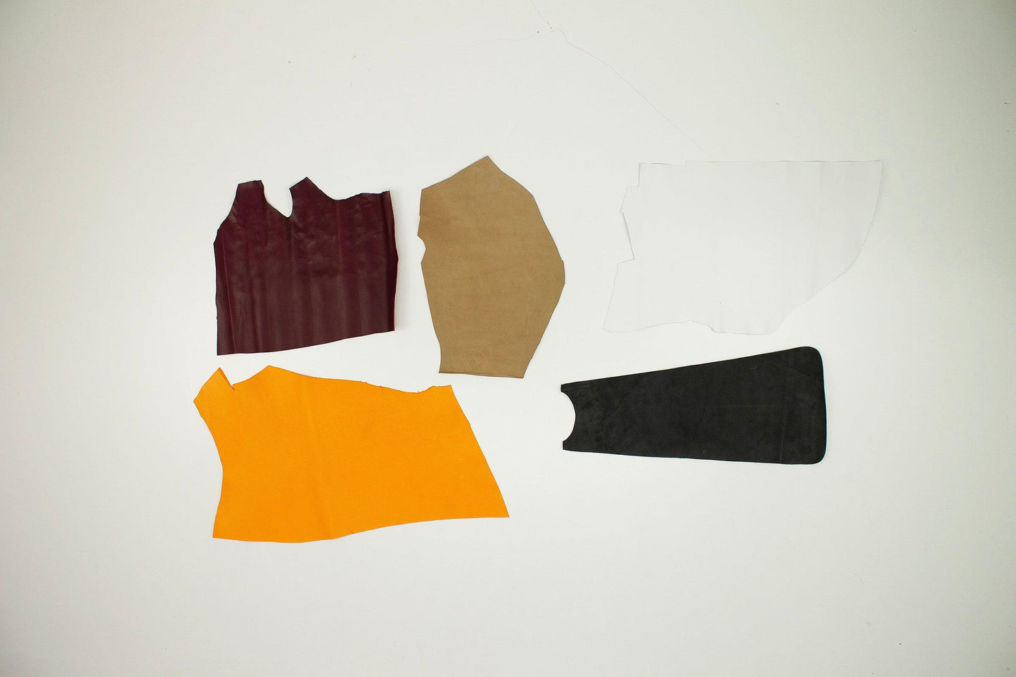 Lote 5 trozos de piel fina varios colores