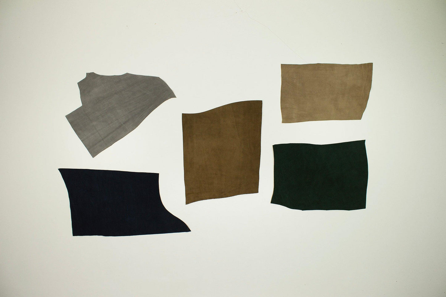 Lote 5 trozos de serraje varios colores