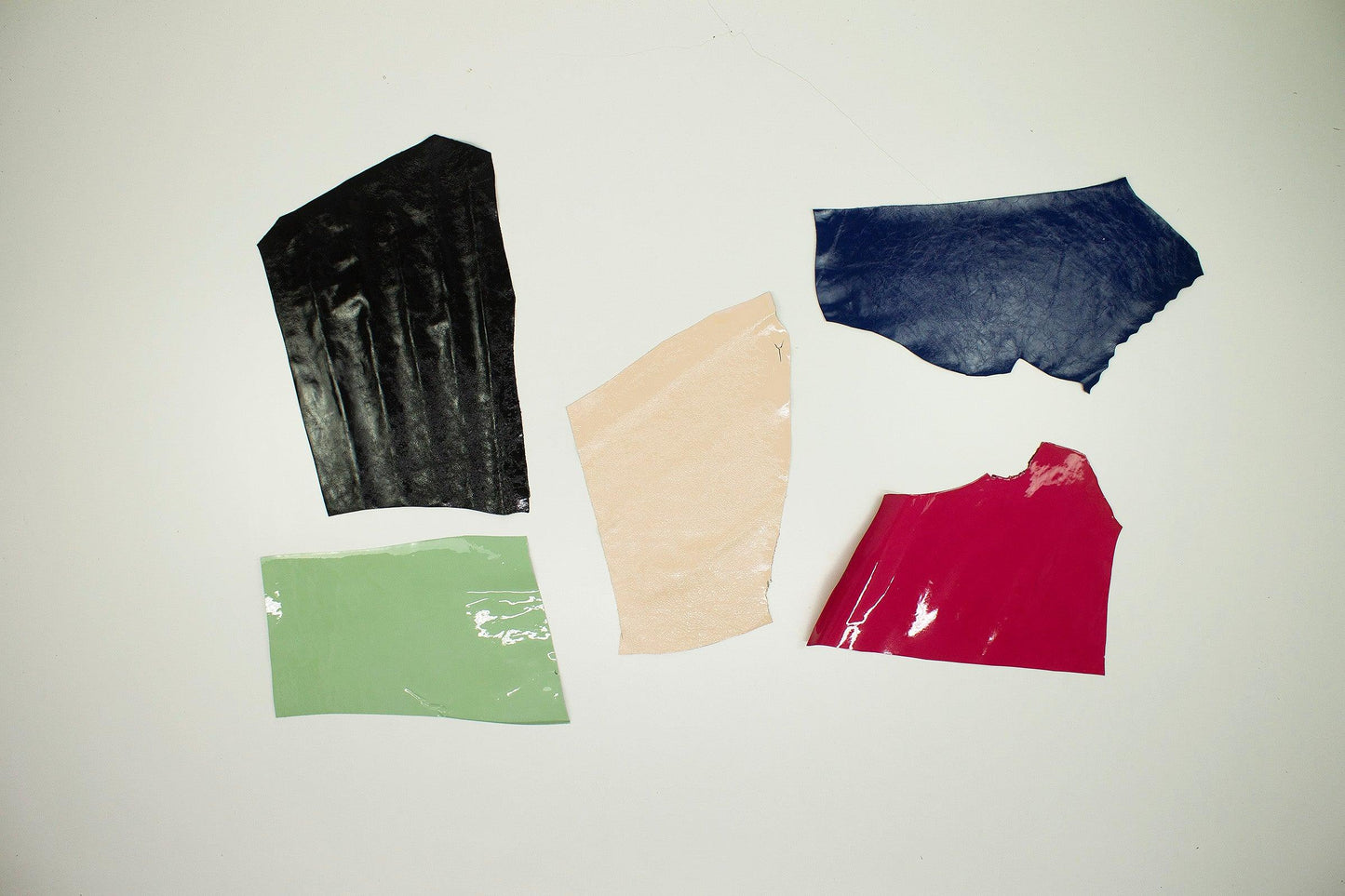Lot 5 pieces of patent leather various colors