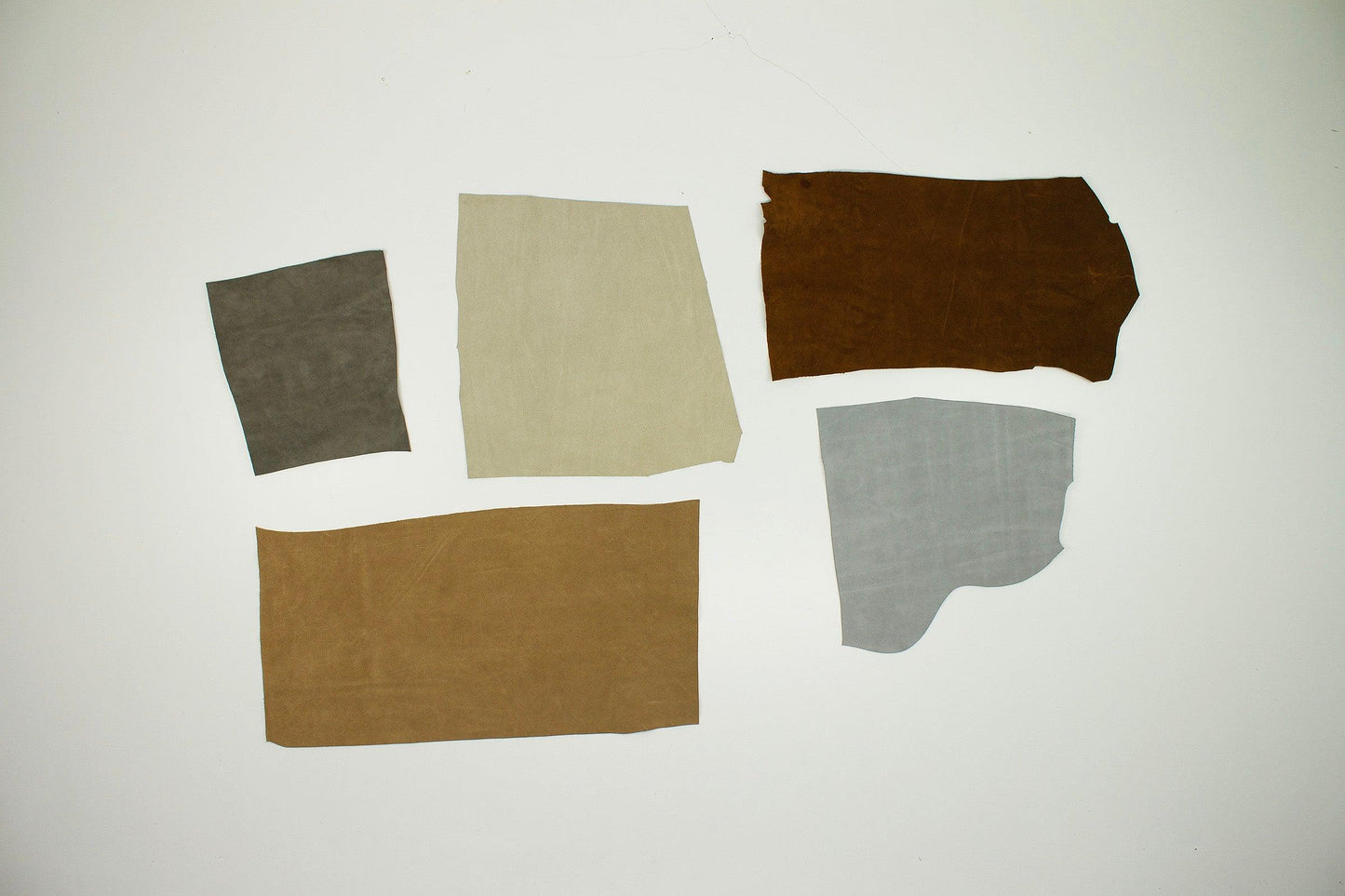 Lote 5 trozos de serraje varios colores