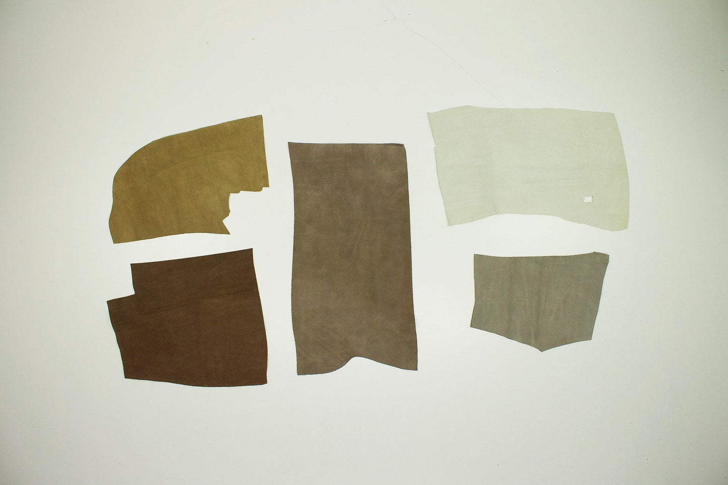 Lote 5 trozos de serraje varios colores