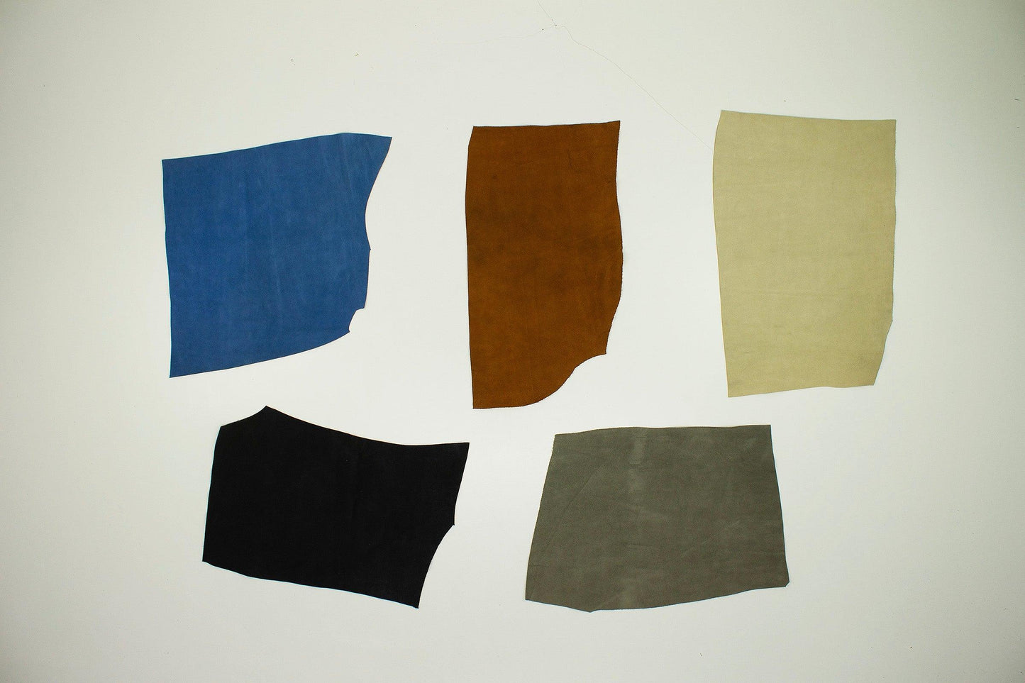 Lote 5 trozos de serraje varios colores