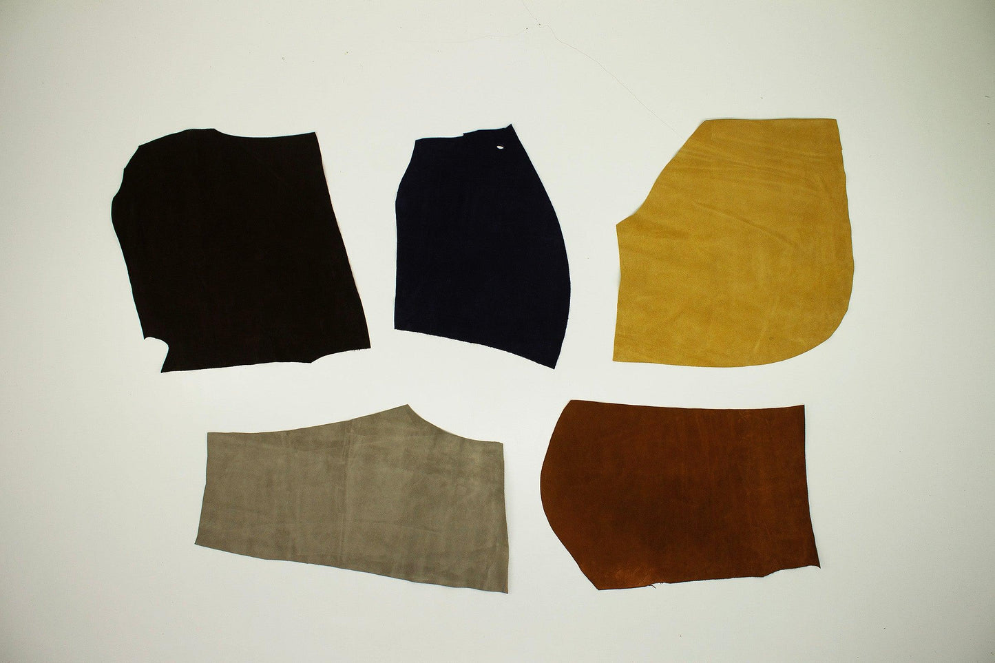 Lote 5 trozos de serraje varios colores