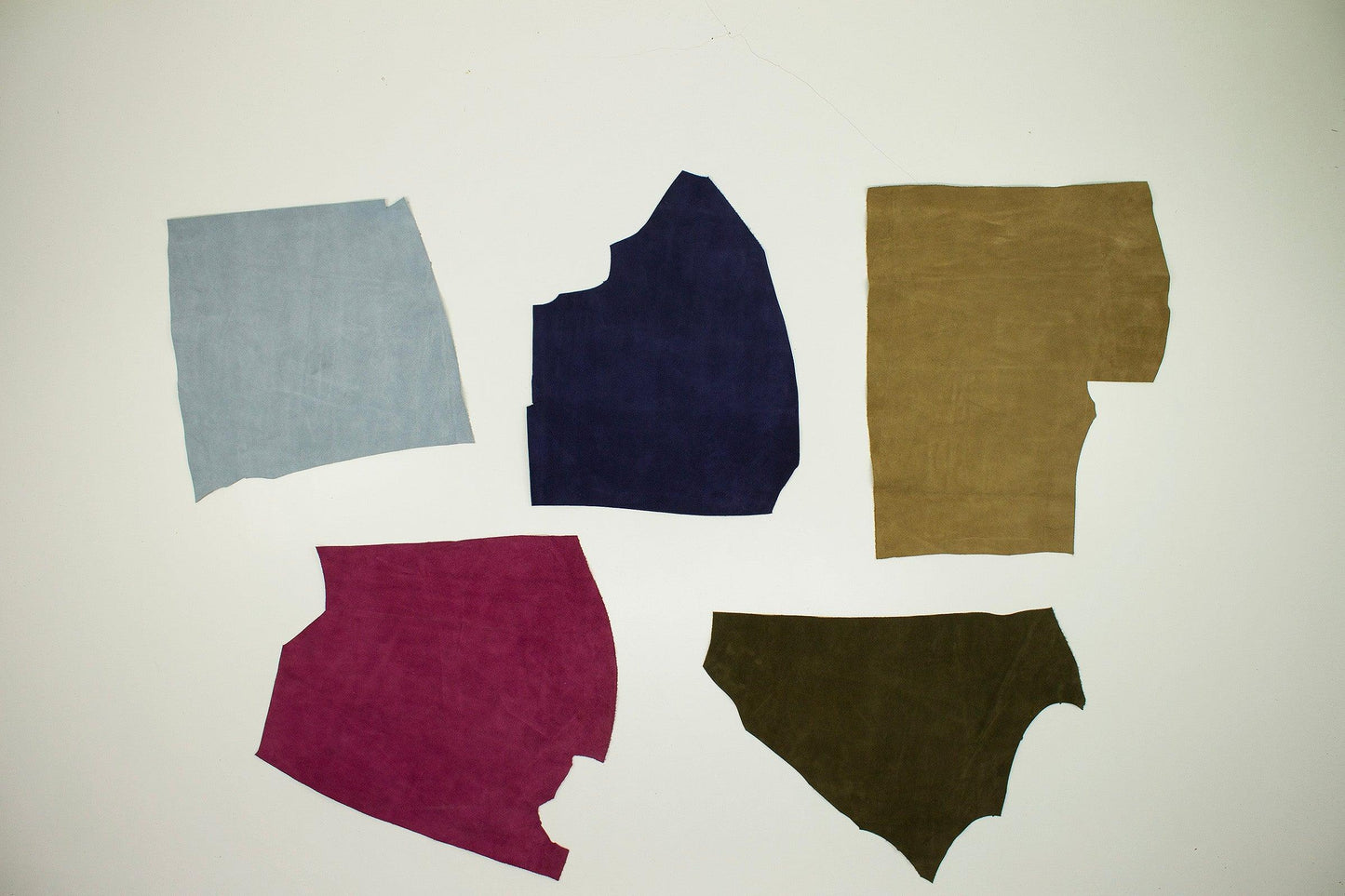 Lote 5 trozos de serraje varios colores