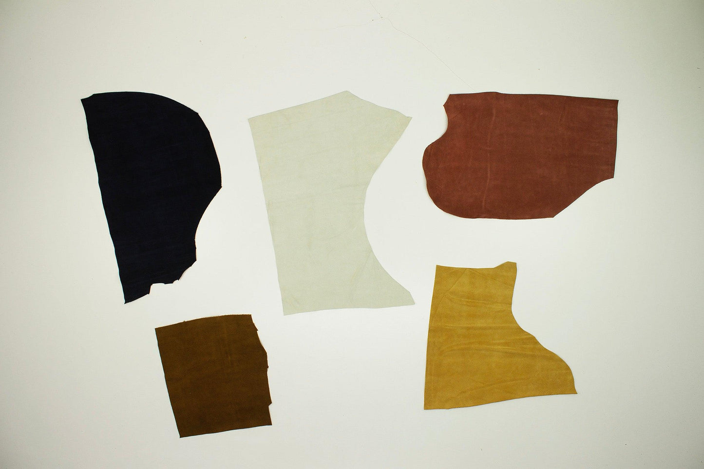 Lote 5 trozos de serraje varios colores