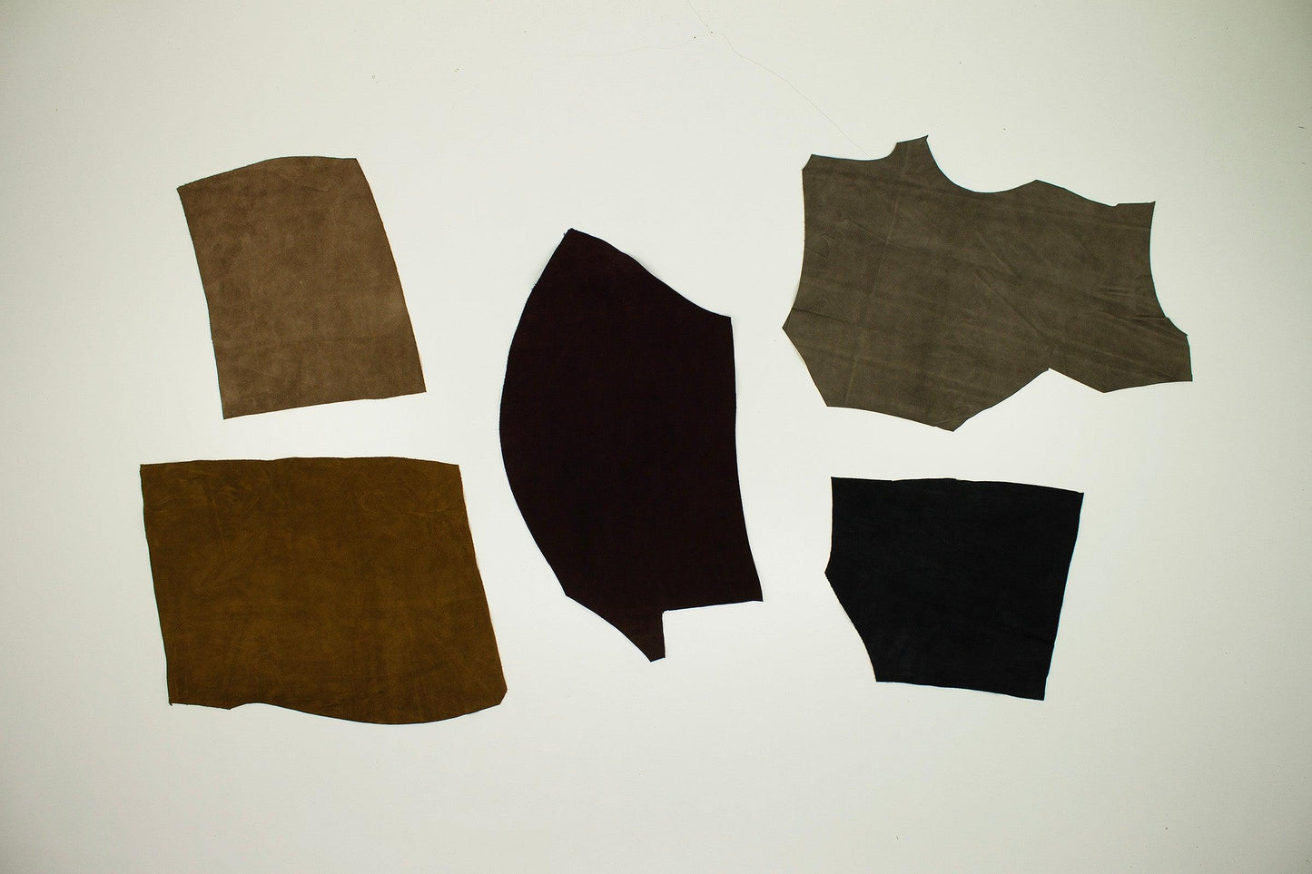 Lot 5 pieces of split leather various colors