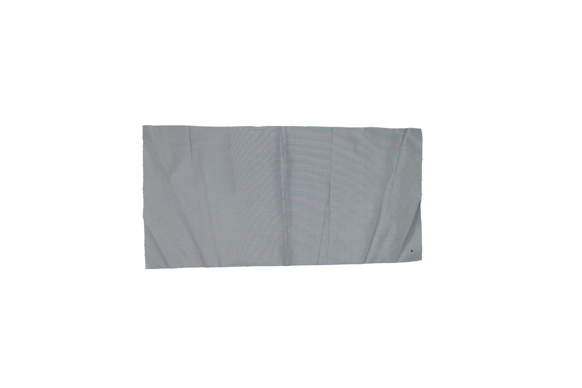 Trozo de tejido rejilla gris negro