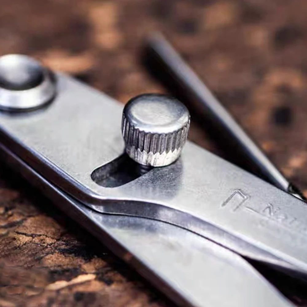 Marcador regulable para cuero