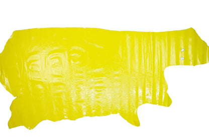 Piel de charol arrugado amarillo