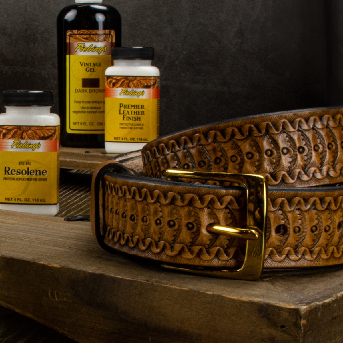 Fiebing's Premier Leather Finish Semi-Gloss 118 ml.