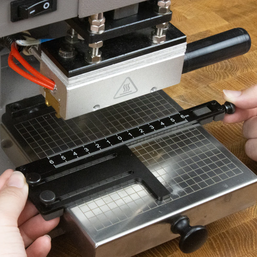 Guia de alineacion para maquina de estampacion en calor