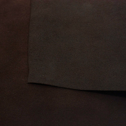 Trozo de piel serraje marron