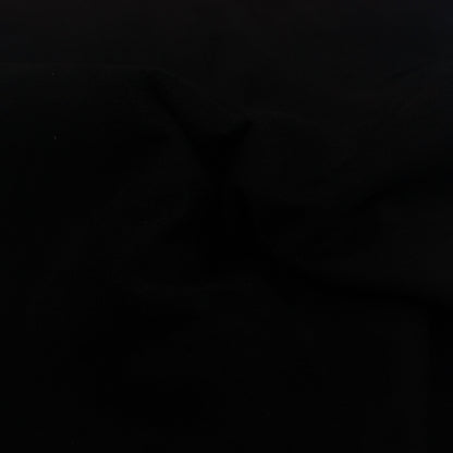 Trozo de piel ante negro