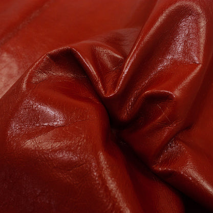 Trozo de piel vacuno rustico rojo teja envejecido