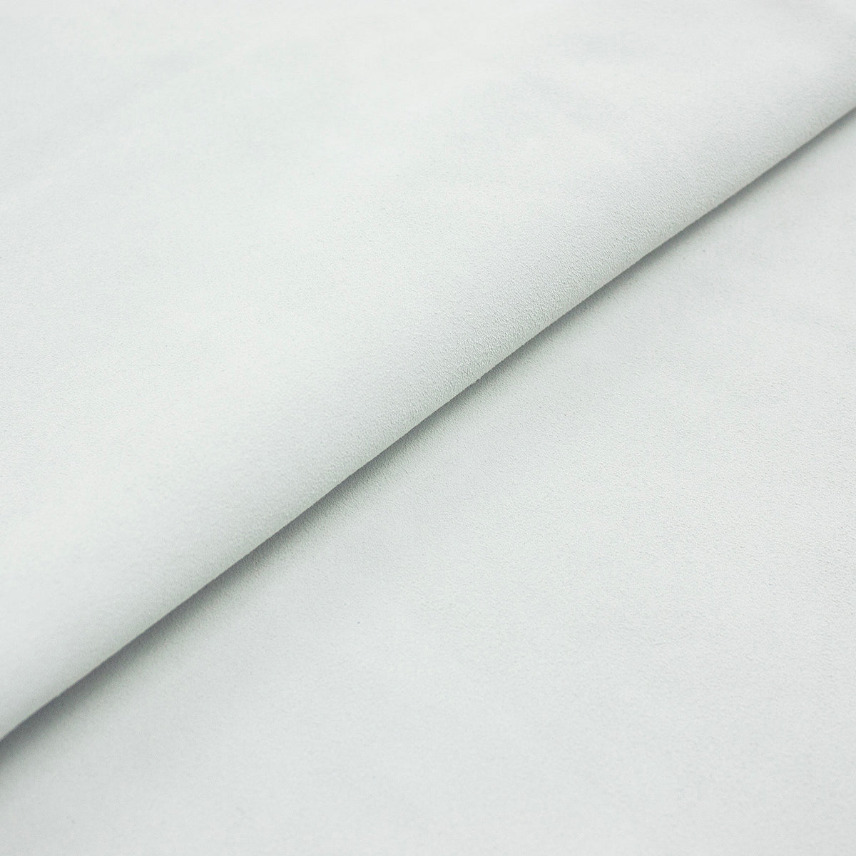 Trozo de piel serraje blanco roto