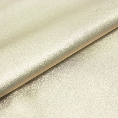 Trozo de piel cordero rustico laminado oro