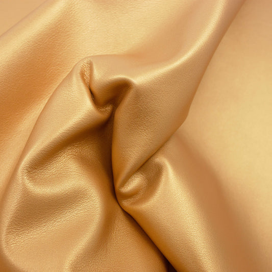 Piel de vacuno dorado