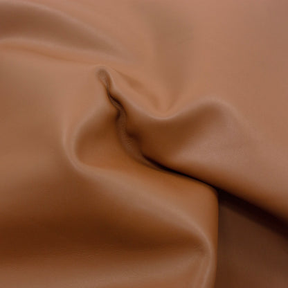 Trozo de piel vacuno marron cuero