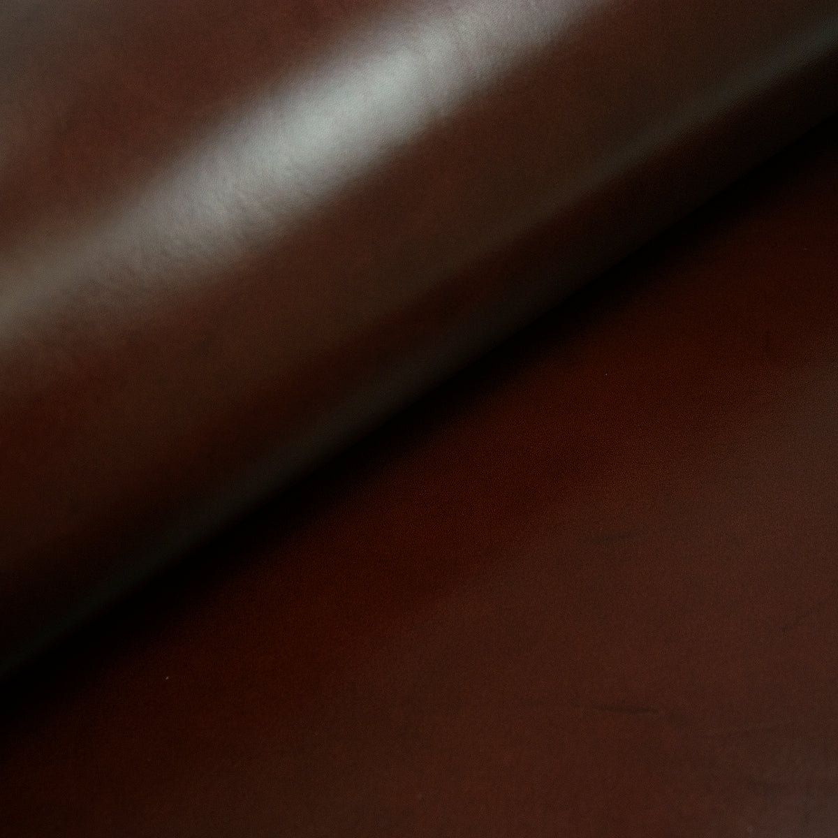 Trozo de piel vaquetilla marron envejecido