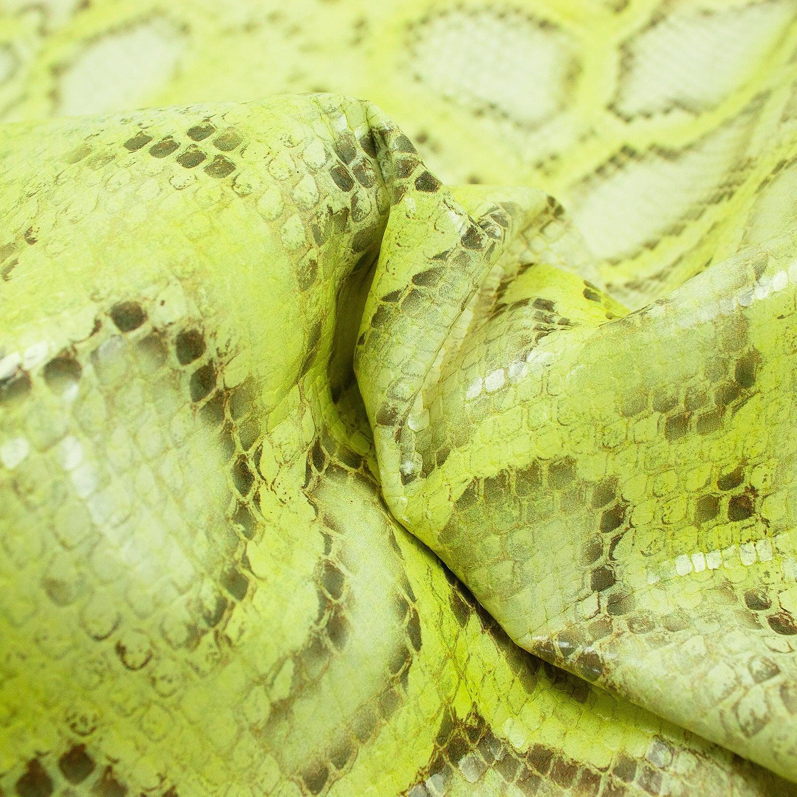 Python Snake Print Gold Pastel yellow python snake print skin – La Tendeta del Cuero