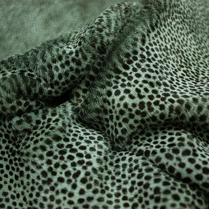 Piel de pelo vaca manchitas negras fondo azul grisaceo - La Tendeta del Cuero