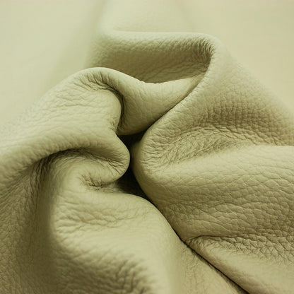 Trozo de piel vacuno bombeado beige crema - La Tendeta del Cuero