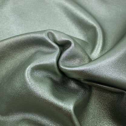 Trozo de piel cordero laminado plata vieja - La Tendeta del Cuero