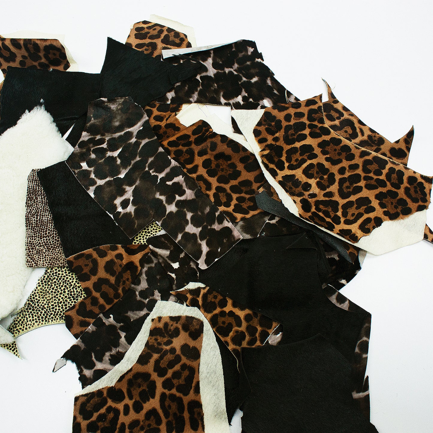 Bag of hair scraps in various colors 500 g.