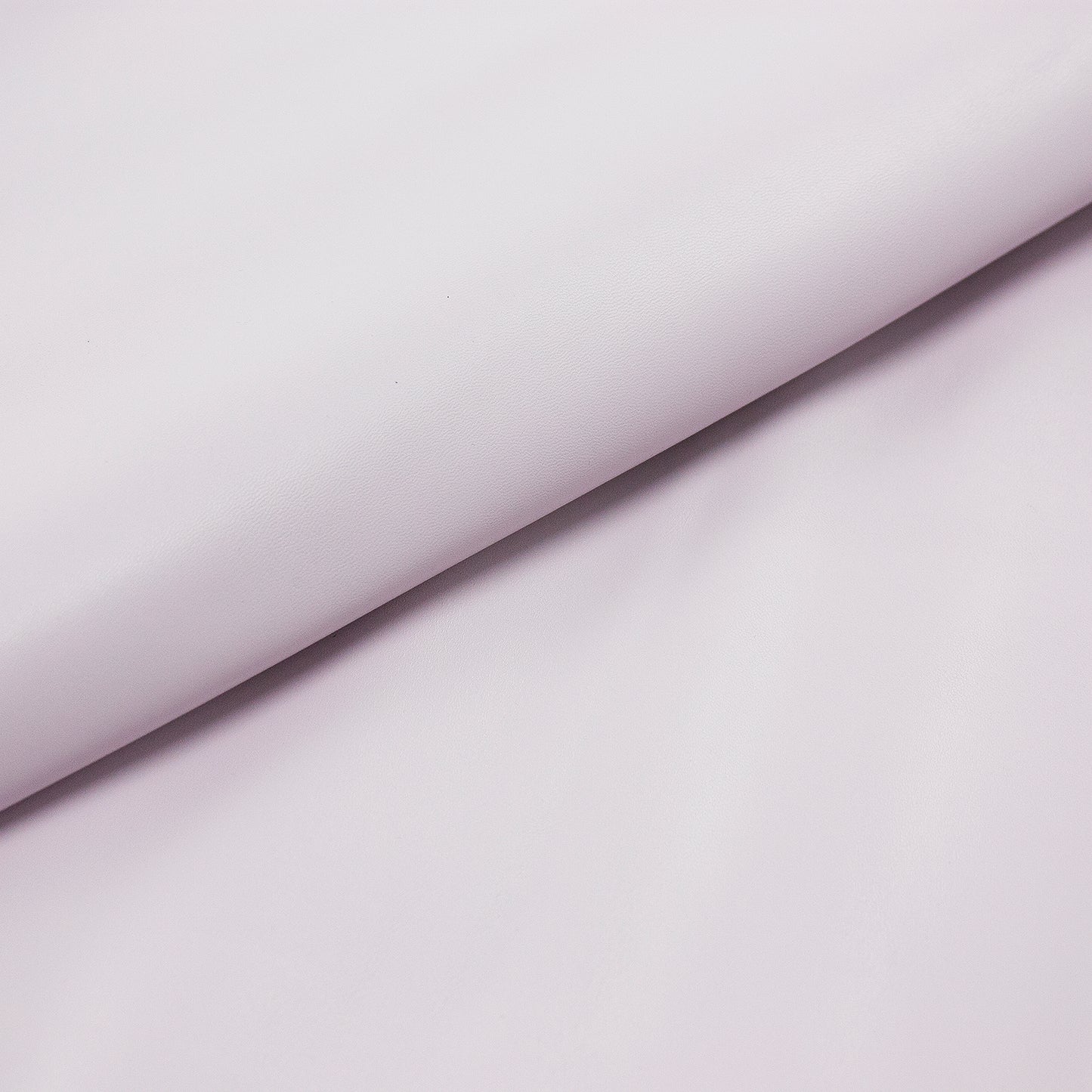 Trozo de piel forro cabra lila claro