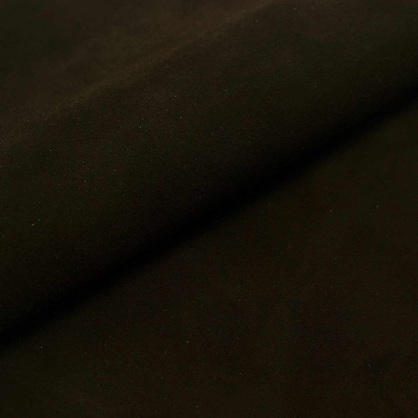 Trozo de piel serraje chocolate