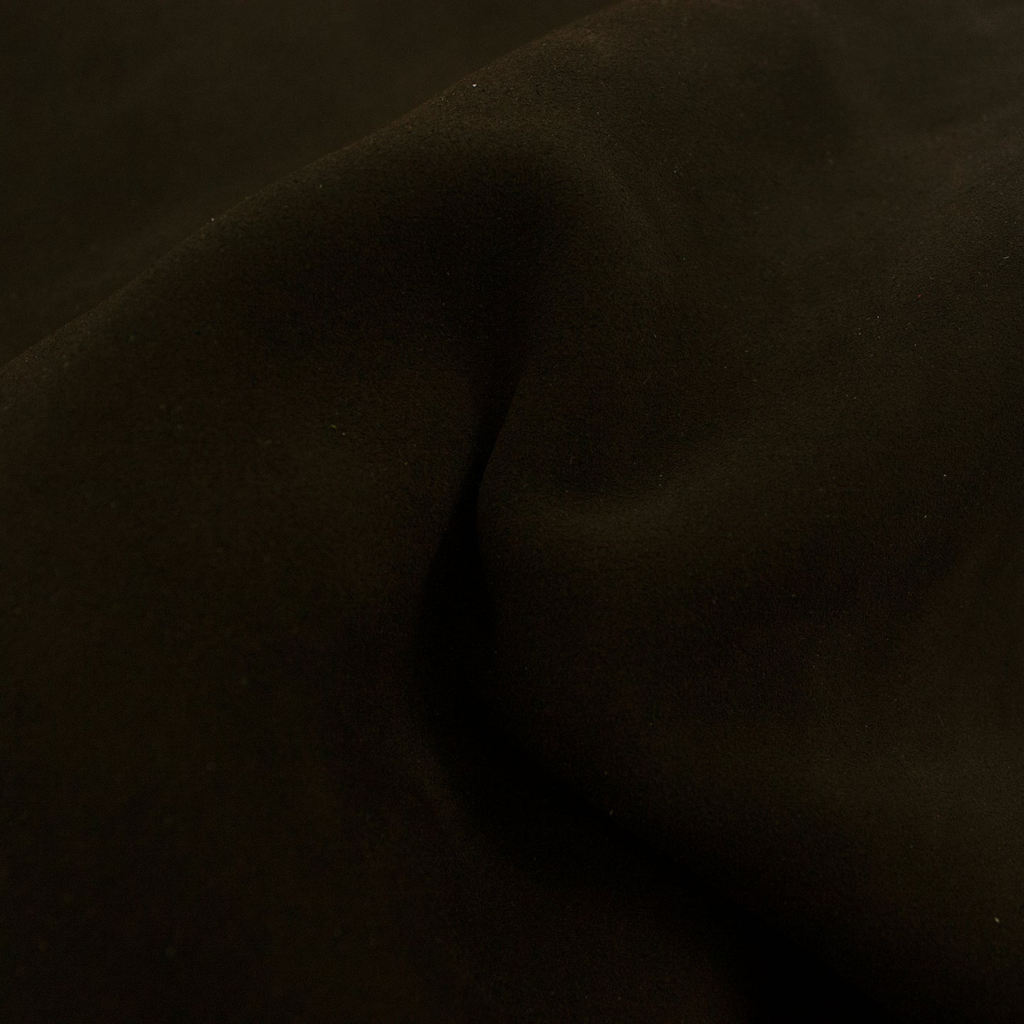 Trozo de piel serraje chocolate