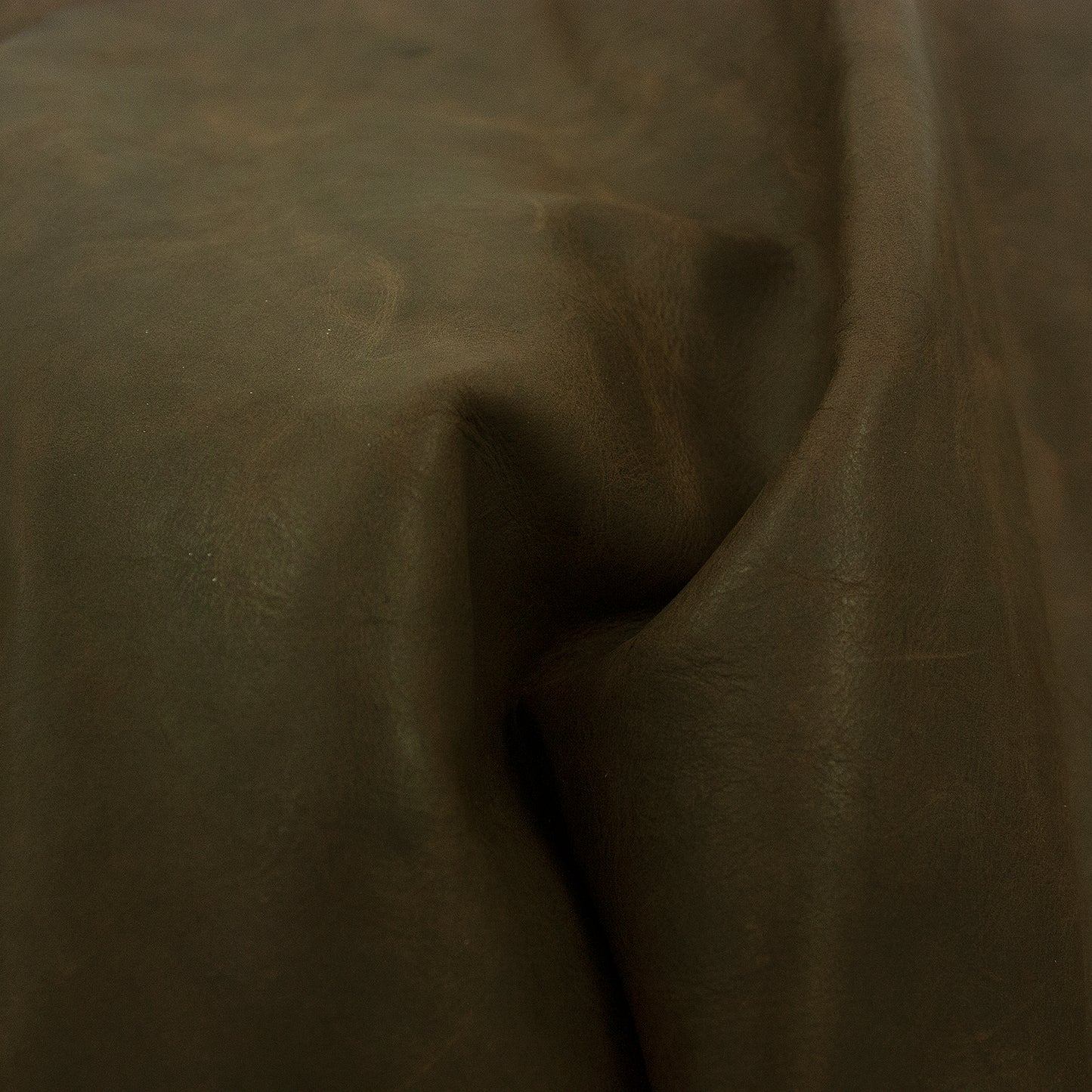 Trozos de piel vacuno rustico marron oscuro