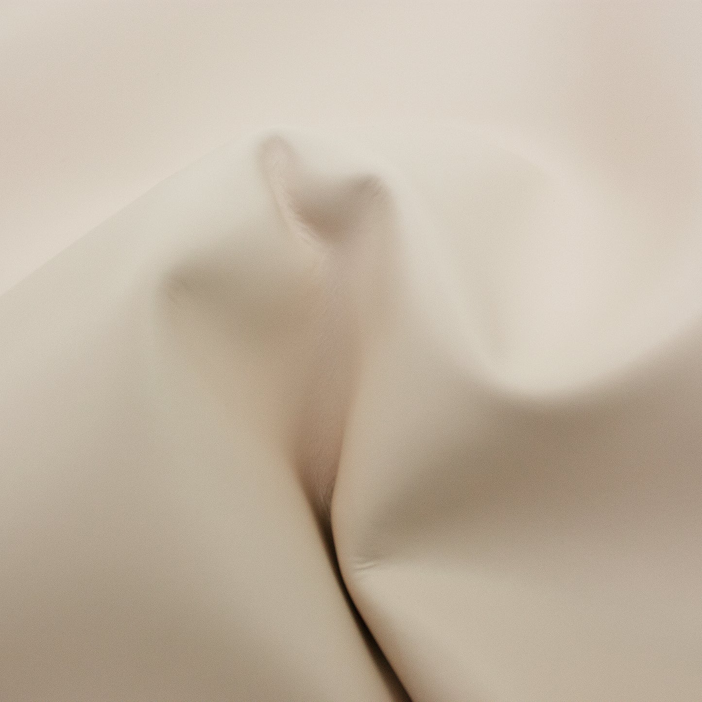 Trozo de piel vacuno rosa pastel