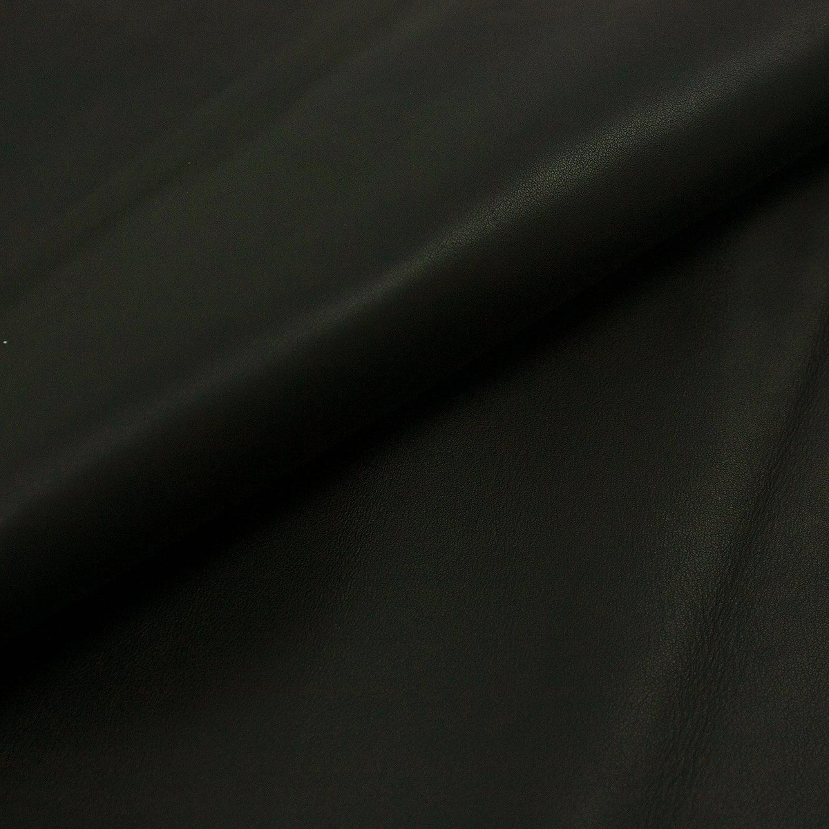 Piece of black cowhide lining leather – La Tendeta del Cuero