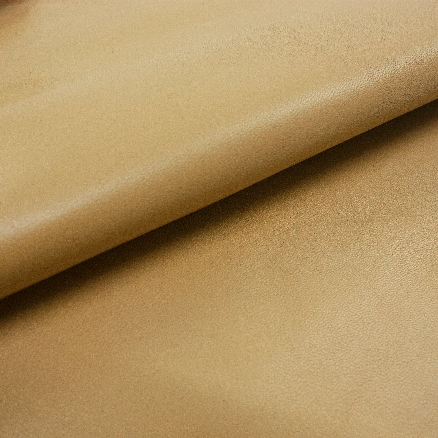 Trozo de piel forro cabra marron claro