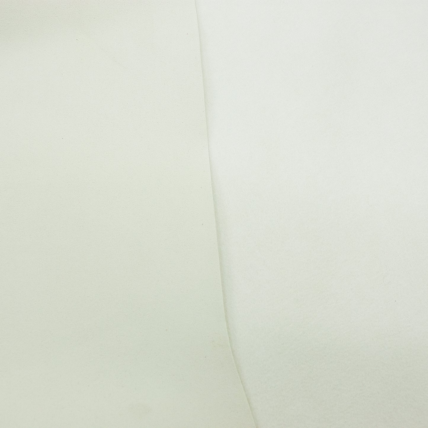 Sintetico velvet ivory