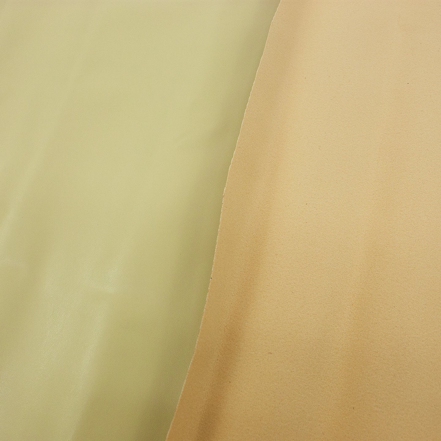 Trozo de sintetico forro beige